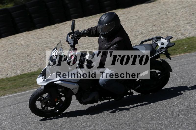 /15 22.05.2026  Plüss Moto Sport  Discover the Bike ADR /Gruppe gruen - Bike 1/75